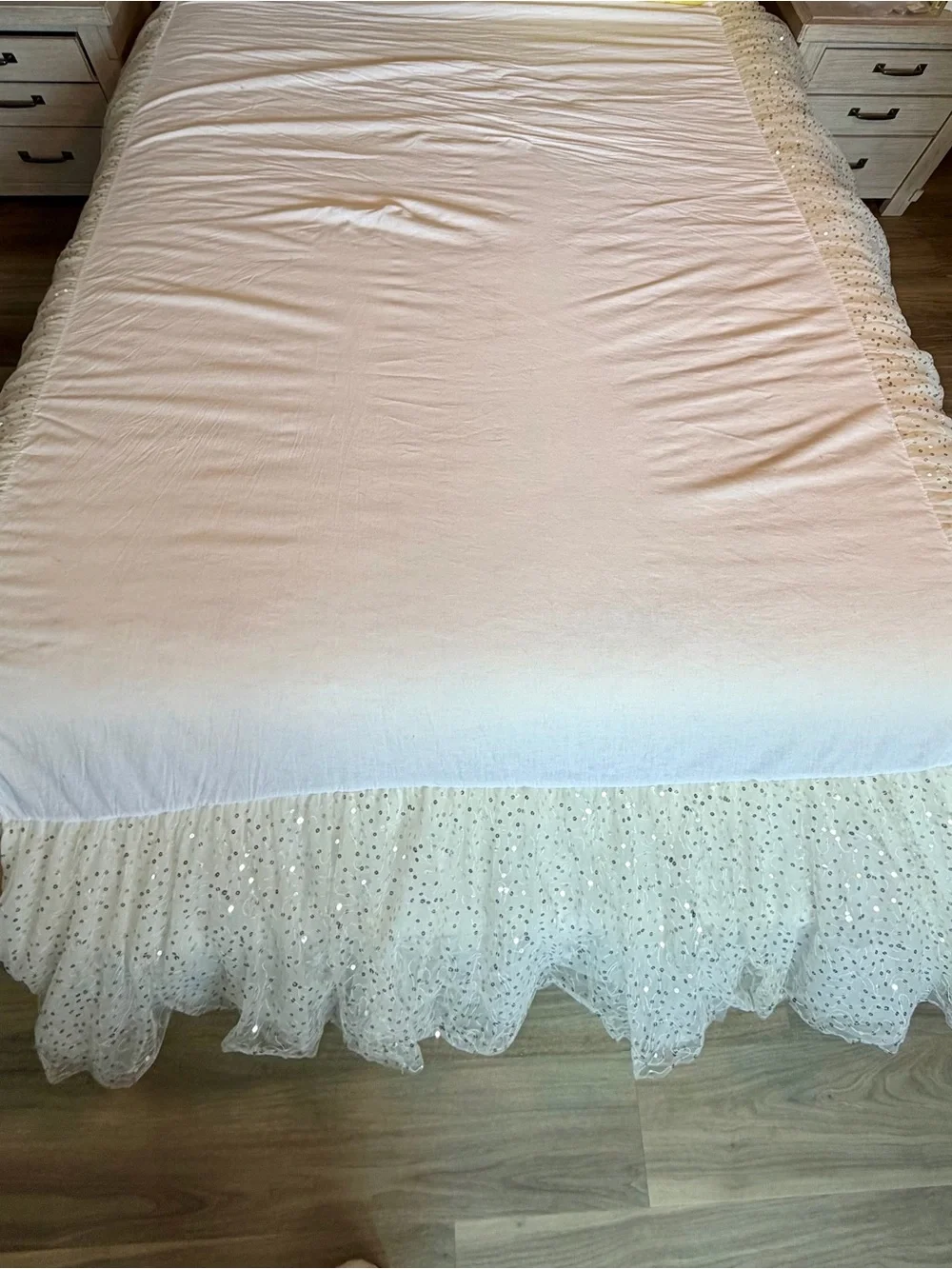 Pottery Barn Kids Fill size Sequin Bed Skirt